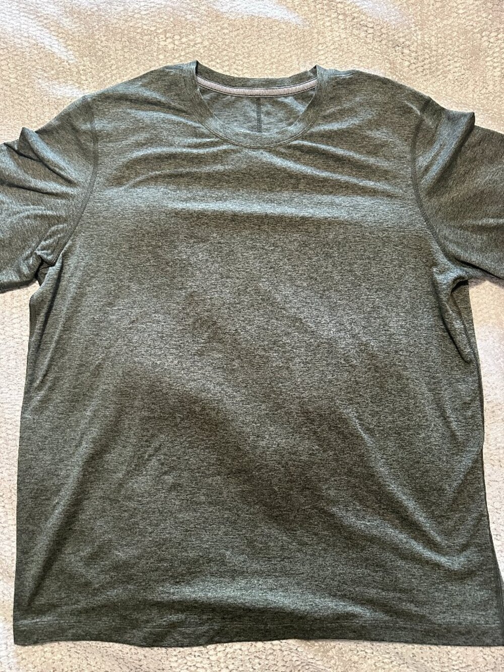 Lululemon Men's Metal Vent Tech Short Sleeve Shirt - Heathered Olive Green